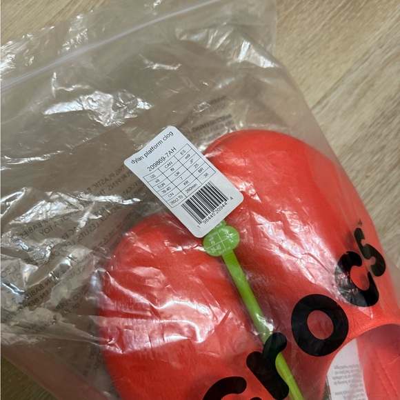 NWT Crocs Dylan Platform Clog, Mule Platform Shoes Starfish W8 - Picture 7 of 7